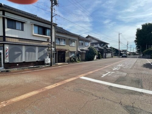 売家 高岡市四方神明町