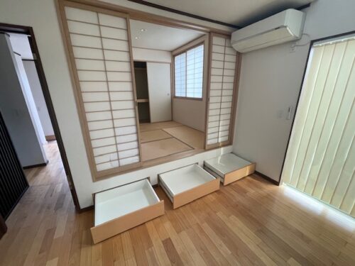 (居間) (居間)